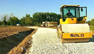 Отсыпка дороги в Кирове от 2Землекопа-Кри от 923 руб. за метр